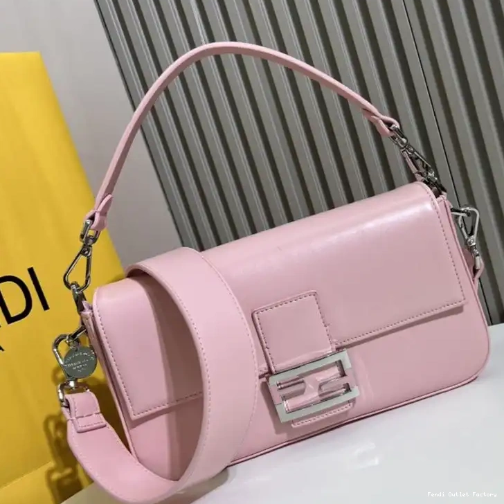 HOT Tiffany Medium Baguette Pink In Bag Leather Fendi Smooth 0420